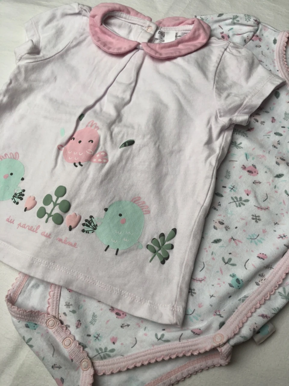 Lote de mangas curtas DPAM 12 meses: 1 body e 1 camiseta – photo 2